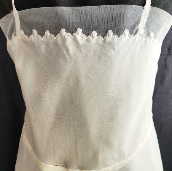 Vintage Classic Parisian Ivory Full Slip-Dress 1950's Satin Bell-Drop Hemline - Picture 8 of 15